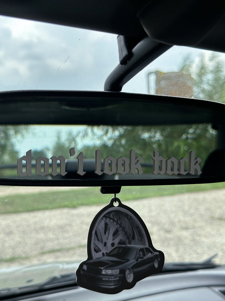 Don't look back Sticker